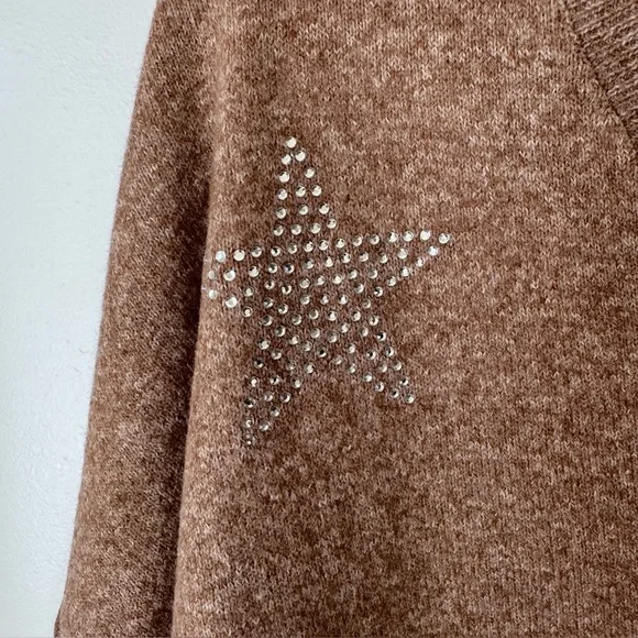 Lucky Brand‎ V-Neck Star Studded Sweater - XL - NWOT - Picture 2 of 5